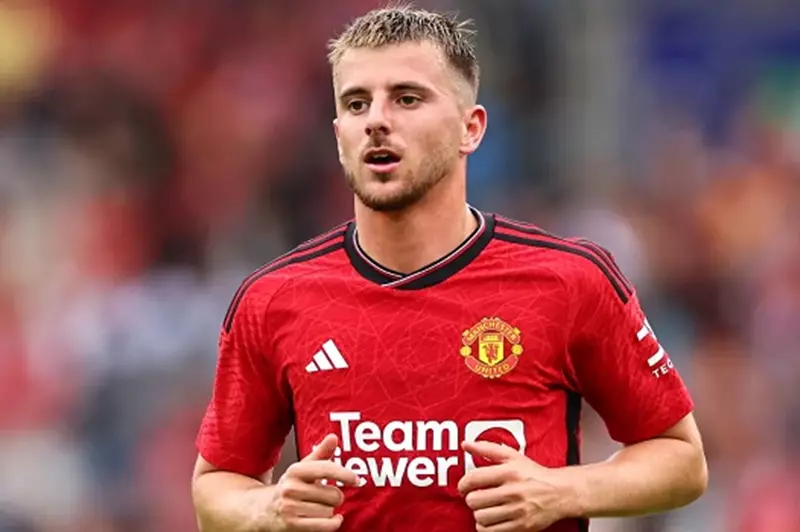 ماونت يكشف عن معاناته مع الإصابات قبل نهائي الدوري الأوروبي: تجربتان صعبتان على مدار عامين