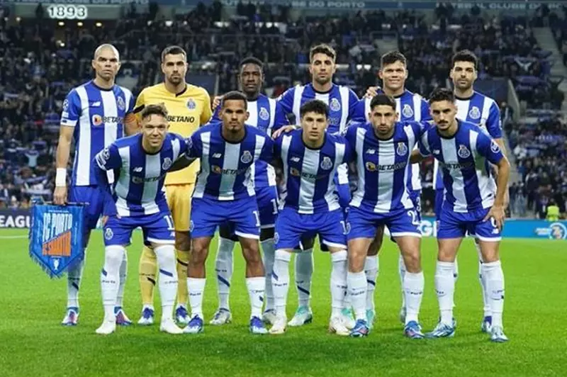 بورتو يخطو نحو صفقة إسبانية جديدة تعزز منافسته مع الأهلي