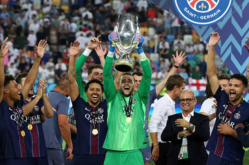 باريس سان جيرمان على أعتاب تحقيق السداسية التاريخية في 2025